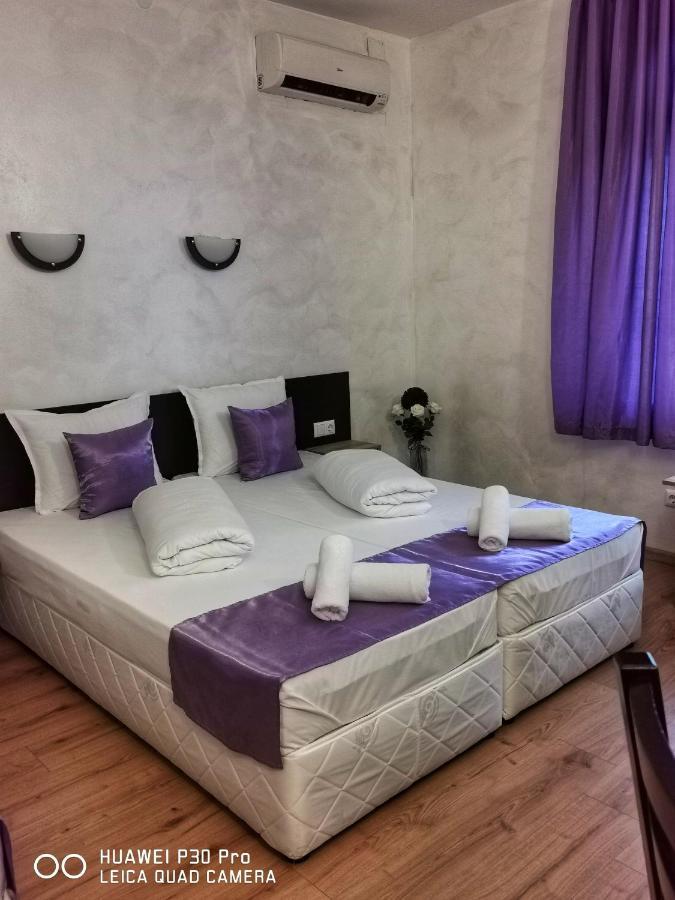 Hotel Swiss Šumen Exteriér fotografie
