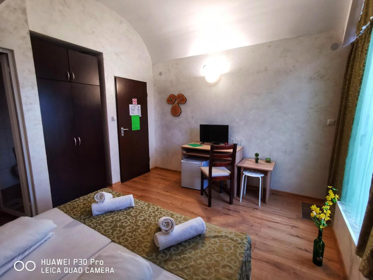 Hotel Swiss Šumen Exteriér fotografie