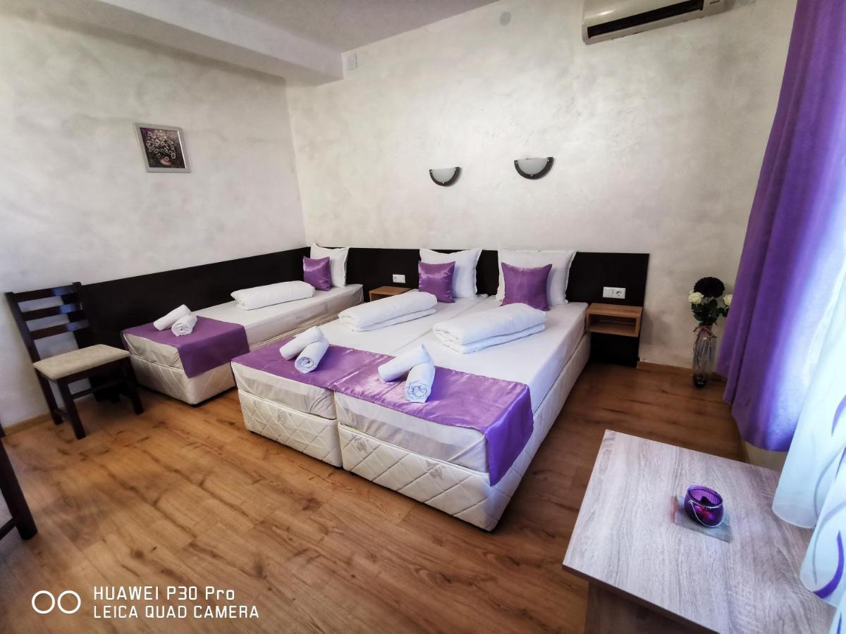 Hotel Swiss Šumen Exteriér fotografie