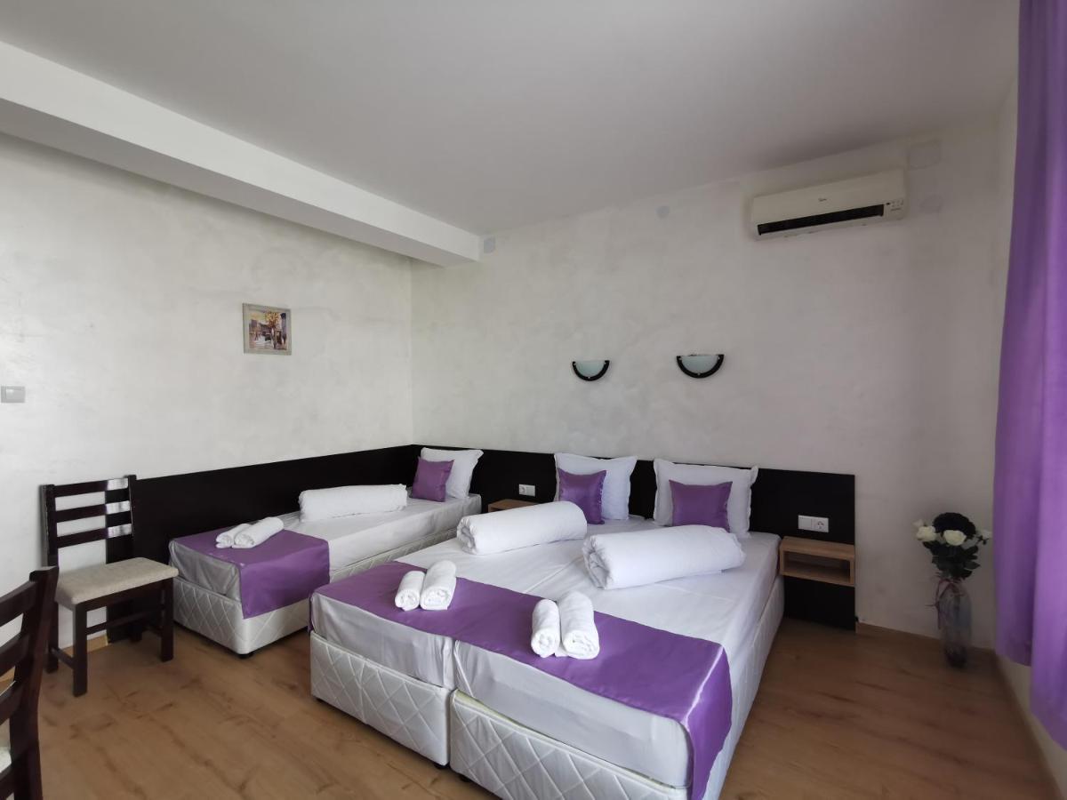 Hotel Swiss Šumen Exteriér fotografie