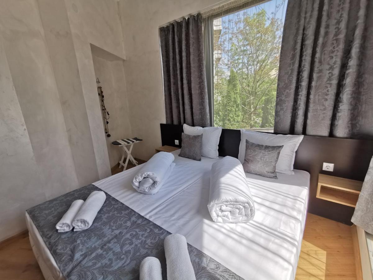 Hotel Swiss Šumen Exteriér fotografie