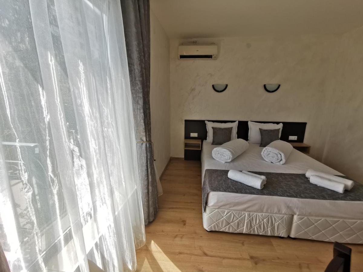 Hotel Swiss Šumen Exteriér fotografie